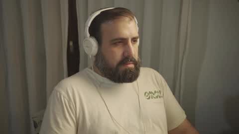 Snapshot of dicristalino chatting on June 2026 09:06:02 PM Cristian Dipolino online show from June 2026 09:06:02 PM