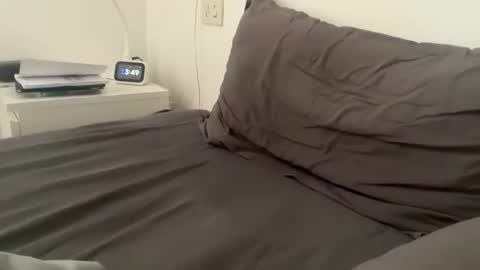 fedeee online show from November 2025 12:49:02 PM