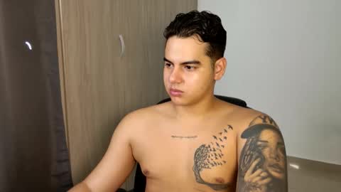 Snapshot of diego_cazas chatting on June 2026 06:57:02 PM DIEGO CAZAS online show from June 2026 06:57:02 PM
