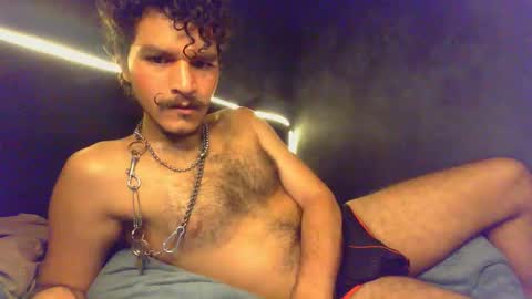 diemond_latinx98 online show from February 2026 11:07:01 AM