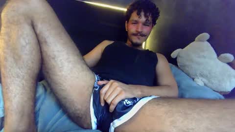 diemond_latinx98 online show from February 2026 09:27:01 PM