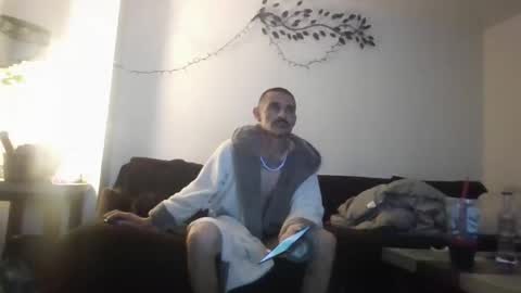 Snapshot of dig1984 chatting on November 2025 01:35:02 PM dig1984 online show from November 2025 01:35:02 PM