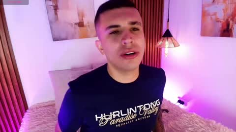 Snapshot of diiego_axel chatting on June 2026 03:32:02 AM Diego online show from June 2026 03:32:02 AM