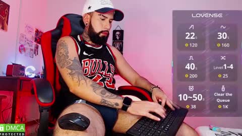  Dylan  online show from April 2026 09:45:01 PM