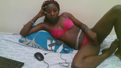 Dijah online show from November 2025 11:59:02 PM