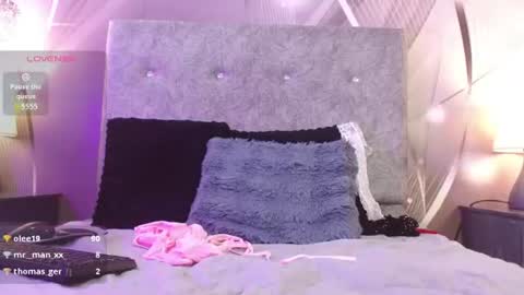 dilan_femboy_ online show from July 2026 06:20:01 PM