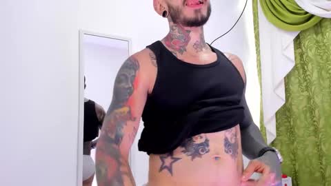 dilan_scootk_ online show from September 2025 07:25:01 PM