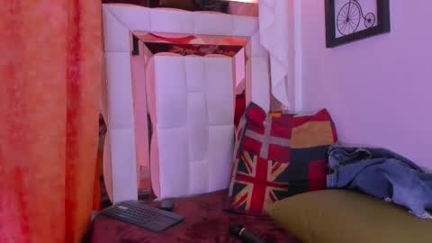 dilan_scootk_ online show from March 2026 07:30:01 PM