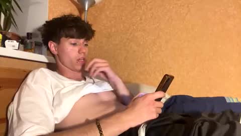 Snapshot of dimamozaev400 chatting on September 2025 09:07:02 PM Dima online show from September 2025 09:07:02 PM