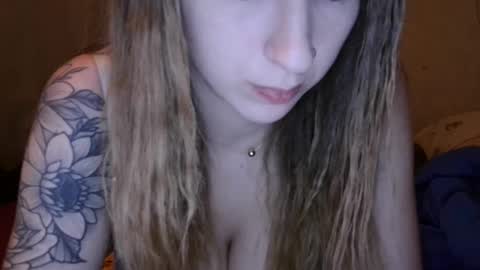 Snapshot of dimepiecexxx chatting on March 2025 10:26:02 AM Sofie online show from March 2025 10:26:02 AM