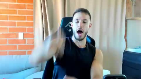 Snapshot of dimitricaruso chatting on June 2026 06:28:02 PM dimitricaruso online show from June 2026 06:28:02 PM