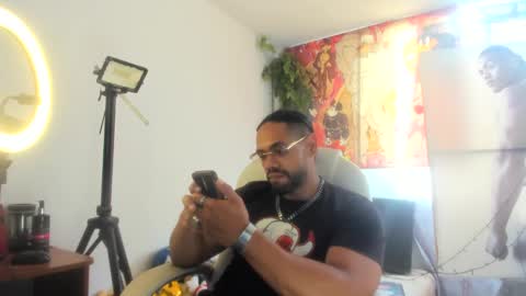 dimitry kyle mucle online show from December 2024 08:40:02 PM