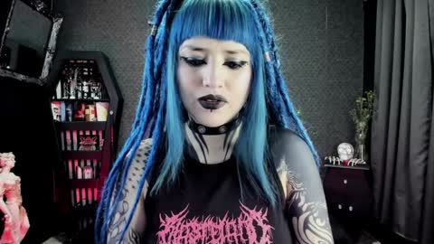 dimmuanddarkness online show from December 2024 07:11:02 PM