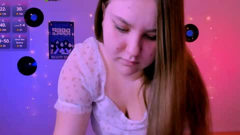 Snapshot of dina_bloom chatting on April 2026 09:03:01 AM dina_bloom online show from April 2026 09:03:01 AM