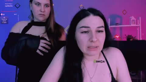 Snapshot of dina_bloom chatting on May 2026 08:06:02 PM dina_bloom online show from May 2026 08:06:02 PM