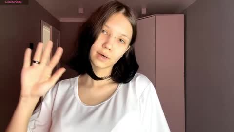 Snapshot of dinakonno chatting on April 2026 10:41:01 AM Amelia online show from April 2026 10:41:01 AM