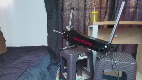 victoria online show from November 2025 12:37:02 PM