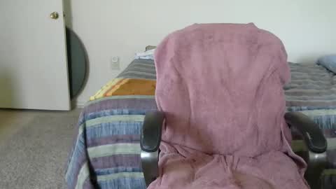 Dee online show from March 2026 04:40:01 PM