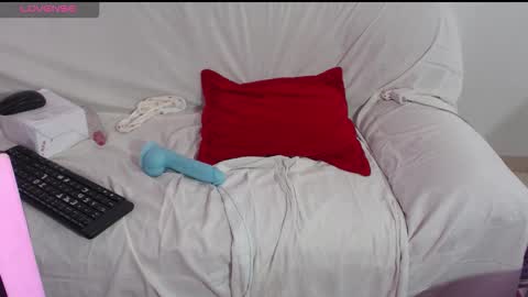 Snapshot of dirty_squirt_molly chatting on September 2025 04:40:02 PM molly online show from September 2025 04:40:02 PM