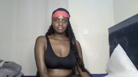 Snapshot of dirtybugg chatting on May 2026 09:25:02 AM dirtybugg online show from May 2026 09:25:02 AM