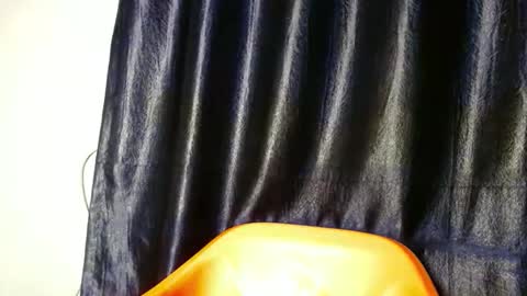 Snapshot of dirtydesirebabe chatting on April 2026 03:32:02 AM dirtydesirebabe online show from April 2026 03:32:02 AM