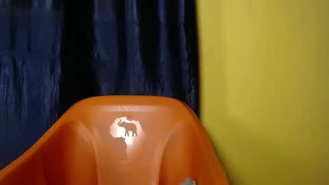 Snapshot of dirtydesirebabe chatting on May 2026 04:54:01 AM dirtydesirebabe online show from May 2026 04:54:01 AM