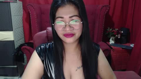 LatexQueen online show from December 2024 02:22:01 PM