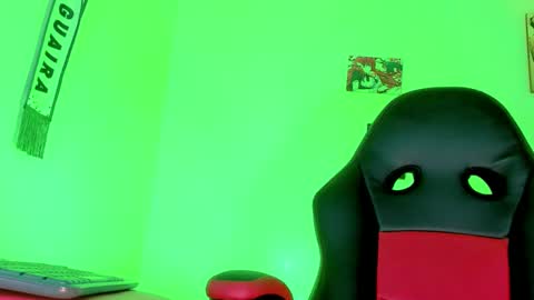 Naomy  online show from September 2025 03:55:02 AM