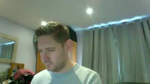 Exhibitionist Ben online show from December 2025 12:00:01 PM