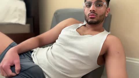 dirtynick1 online show from March 2025 04:35:02 PM