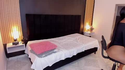 Snapshot of dirtysex18 chatting on May 2026 06:47:01 PM Soffie - Valentina - Yuya Astro online show from May 2026 06:47:01 PM