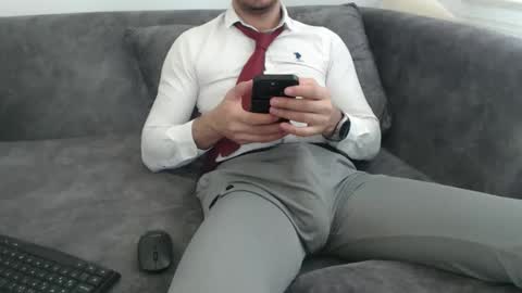 dirtyybooyy77 online show from April 2026 06:10:02 AM