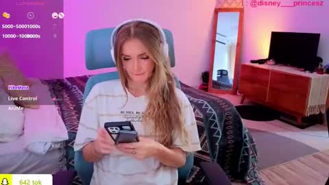 JASMINE online show from November 2025 04:29:02 AM