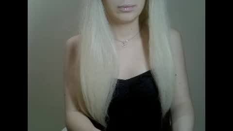 DitaMilton online show from January 2025 07:14:02 PM