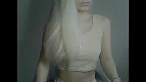 DitaMilton online show from March 2025 10:37:02 AM