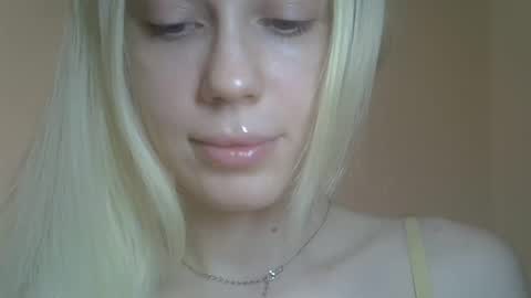 DitaMilton online show from March 2026 08:36:02 PM