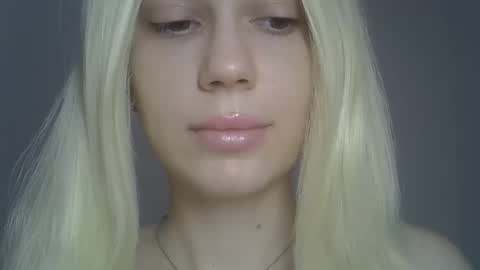 DitaMilton online show from April 2026 11:08:02 AM