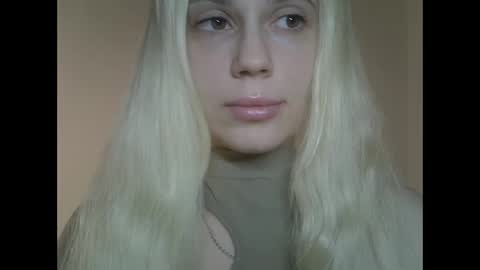 DitaReVirax online show from April 2026 05:57:01 PM