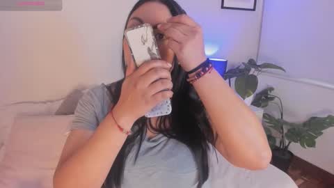 Lizz online show from December 2025 12:32:01 PM