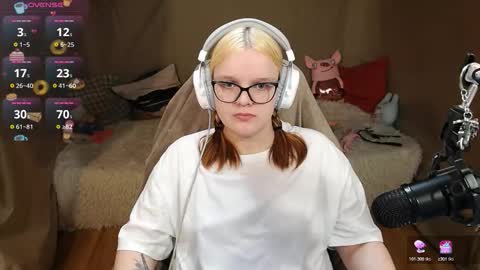 Snapshot of divamarisa chatting on November 2025 07:08:01 AM Maria online show from November 2025 07:08:01 AM