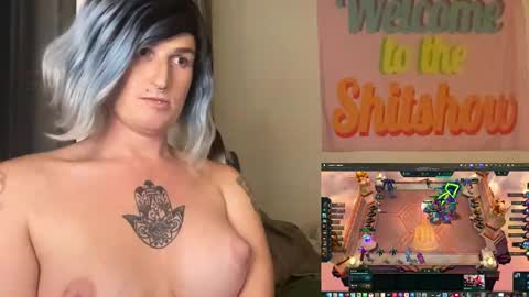 Snapshot of divinathedivine chatting on October 2025 06:22:02 AM divinathedivine online show from October 2025 06:22:02 AM