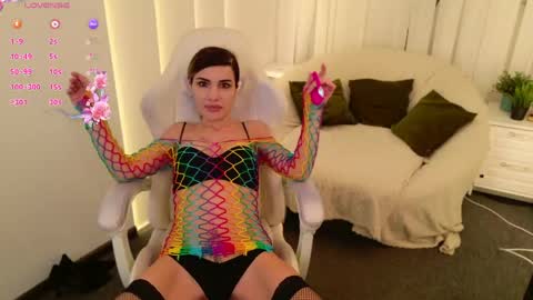 Snapshot of divine_mila chatting on May 2026 12:44:01 PM divine_mila online show from May 2026 12:44:01 PM