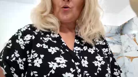 Alexxa online show from June 2026 09:30:01 PM