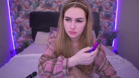 DivineJasss online show from March 2026 05:19:01 AM