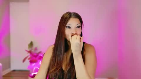 DivineLynn online show from February 2026 04:37:02 PM