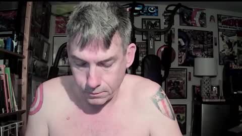 Snapshot of dix_handley_50 chatting on October 2025 12:18:02 PM dix_handley_50 online show from October 2025 12:18:02 PM