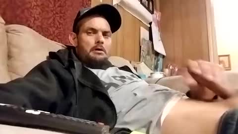 dixonbird41 online show from February 2025 03:42:02 PM