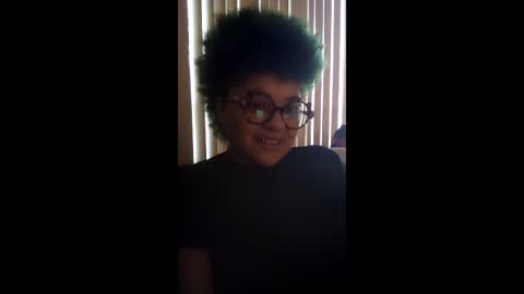 dizzinsweatyy online show from February 2026 05:17:02 PM