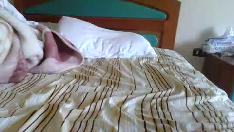 djac1987 online show from October 2025 11:42:01 AM