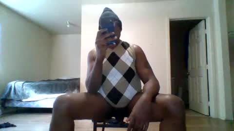 djbignuttsbrownass24 online show from December 2024 10:37:02 PM